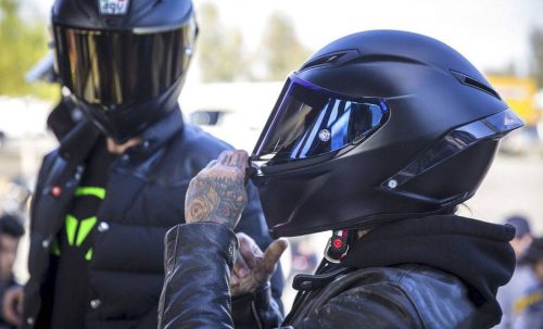 Check Out the Shopping Guide of the Shoei Helmets
